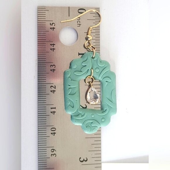 Boho Gold Plated Sage Green Embossed Pattern Crystal Drop Dangle Earrings - Picture 9 of 9